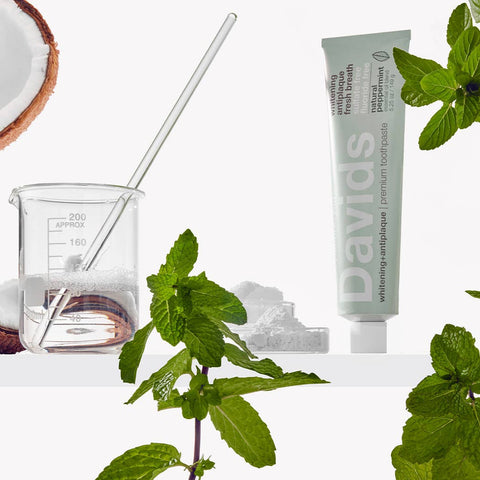 Davids premium toothpaste  /  natural peppermint / 5.25 oz