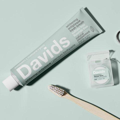 Davids premium toothpaste  /  natural peppermint / 5.25 oz