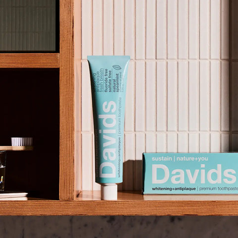 Davids Premium Toothpaste / Natutal Spearmint / 5.25 oz.